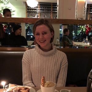 Meet your Posher, Jasmine